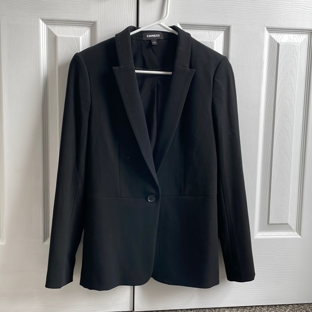 Black express blazer. Like new size 6